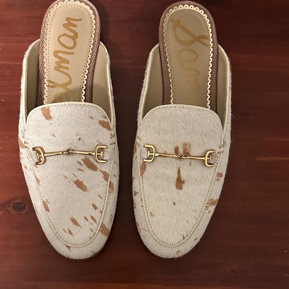 Stylish Cream and Brown Loafers